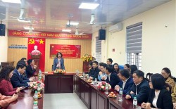 Lãnh đạo Bộ Y tế, Công đoàn ngành Y tế Việt Nam thăm và làm việc tại Chi cục An toàn vệ sinh thực phẩm Nghệ An nhân dịp Tết Nguyên đán Giáp Thìn năm 2024